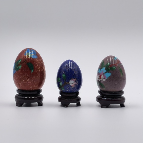 Vintage Chinese Cloisonne Satsuma Egg Figurines 3 Intricate Floral Wooden Stands - Picture 9 of 10